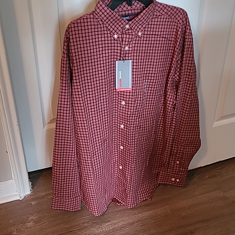 Roundtree & Yorke Red Casual Button Down Shirt